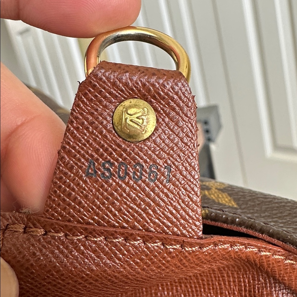 Louis Vuitton Monogram GM Musette Salsa Shoulder Bag, Very Good Condition - Picture 15 of 16